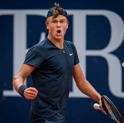 场上成为梅 场上成为梅