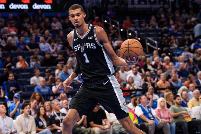 一项高对抗 一项高对抗