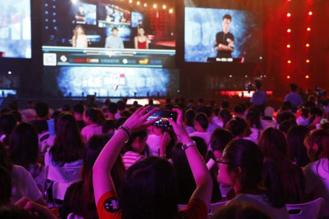 挪威前锋哈 挪威前锋哈