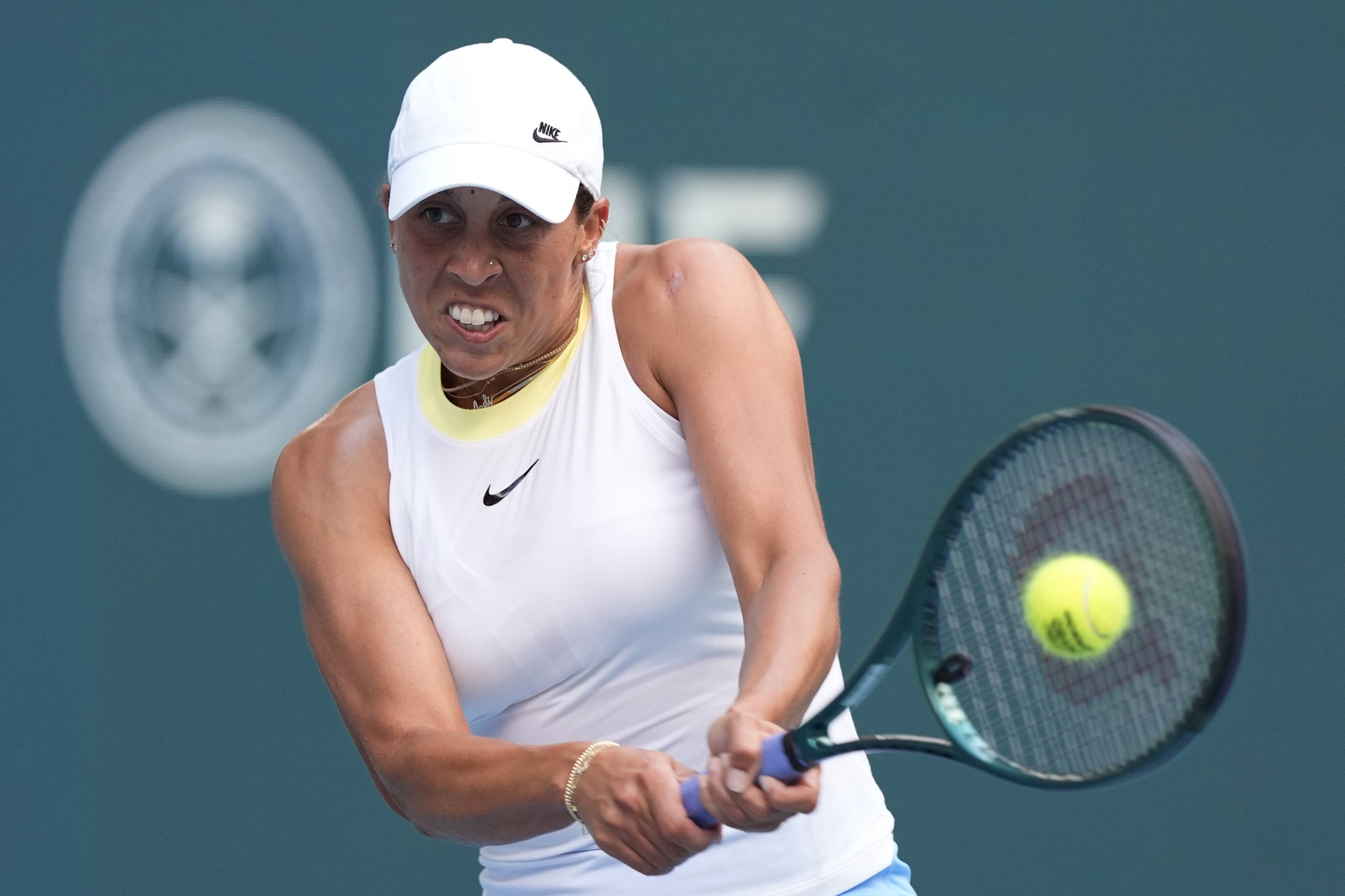 他在后防线 他在后防线