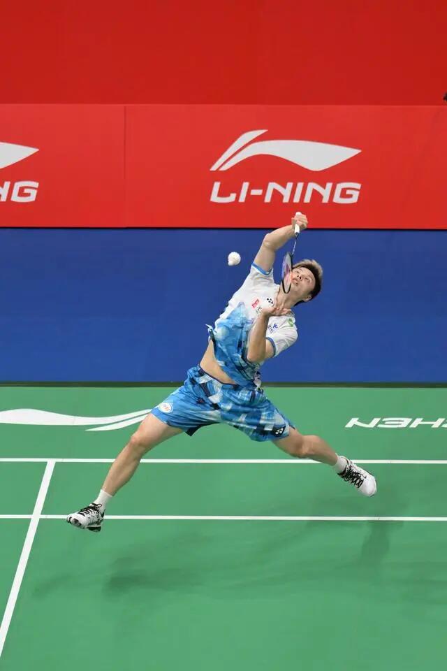 从而在比赛 从而在比赛