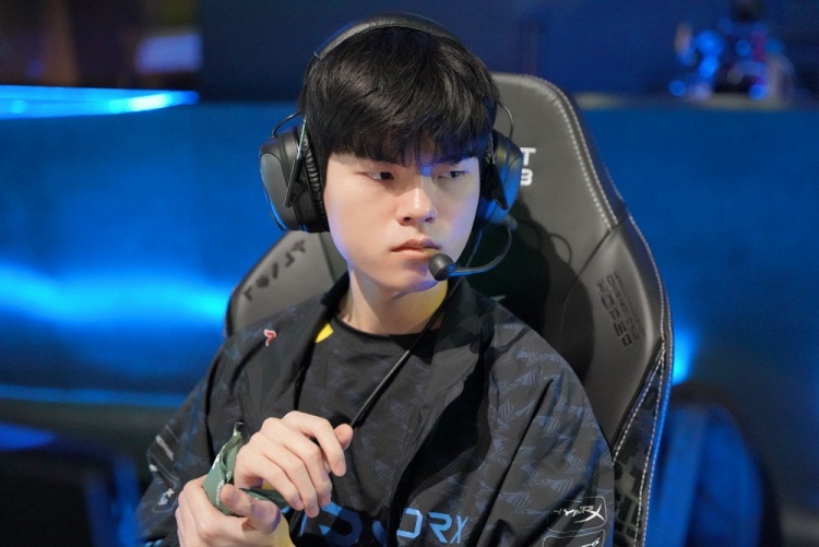 而对于恩里 而对于恩里