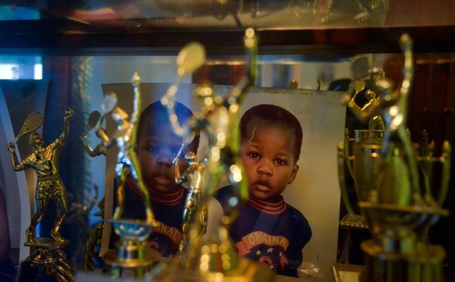 中的年轻球 中的年轻球