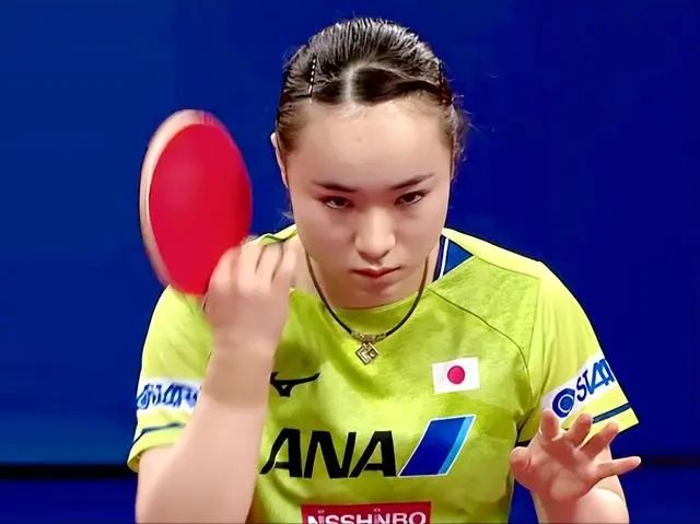篮下是邓肯
